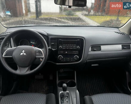 Мицубиси Аутлендер, объемом двигателя 2 л и пробегом 269 тыс. км за 10800 $, фото 10 на Automoto.ua