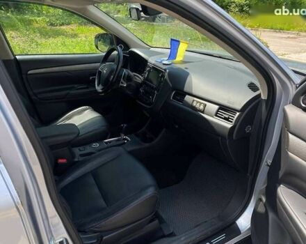 Мицубиси Аутлендер, объемом двигателя 2.3 л и пробегом 204 тыс. км за 15490 $, фото 18 на Automoto.ua