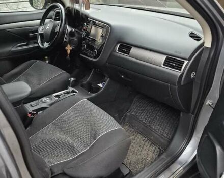 Міцубісі Аутлендер, об'ємом двигуна 2.4 л та пробігом 73 тис. км за 14000 $, фото 14 на Automoto.ua