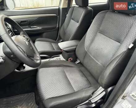 Мицубиси Аутлендер, объемом двигателя 2 л и пробегом 269 тыс. км за 10800 $, фото 17 на Automoto.ua