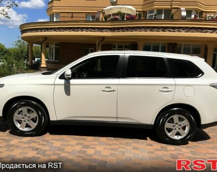 Мицубиси Аутлендер, объемом двигателя 2 л и пробегом 199 тыс. км за 12000 $, фото 1 на Automoto.ua