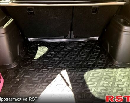 Мицубиси Аутлендер, объемом двигателя 2 л и пробегом 199 тыс. км за 12000 $, фото 3 на Automoto.ua