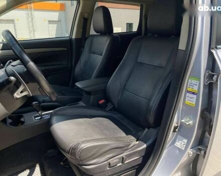 Мицубиси Аутлендер, объемом двигателя 2.3 л и пробегом 204 тыс. км за 15490 $, фото 13 на Automoto.ua