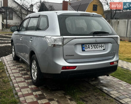 Мицубиси Аутлендер, объемом двигателя 2 л и пробегом 269 тыс. км за 10800 $, фото 5 на Automoto.ua