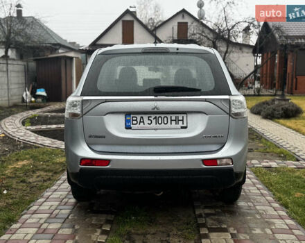 Мицубиси Аутлендер, объемом двигателя 2 л и пробегом 269 тыс. км за 10800 $, фото 7 на Automoto.ua