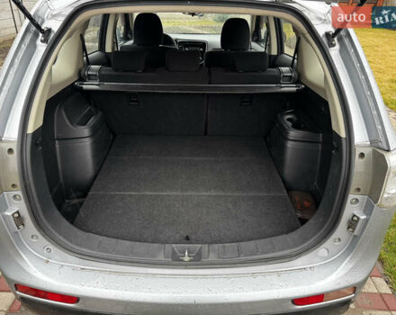 Мицубиси Аутлендер, объемом двигателя 2 л и пробегом 269 тыс. км за 10800 $, фото 21 на Automoto.ua