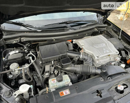 Міцубісі Аутлендер, об'ємом двигуна 2 л та пробігом 213 тис. км за 15999 $, фото 50 на Automoto.ua