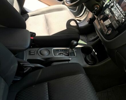 Мицубиси Аутлендер, объемом двигателя 2 л и пробегом 199 тыс. км за 12000 $, фото 5 на Automoto.ua