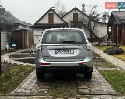 Мицубиси Аутлендер, объемом двигателя 2 л и пробегом 269 тыс. км за 10800 $, фото 6 на Automoto.ua