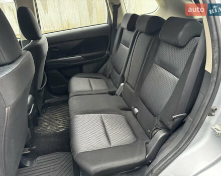 Мицубиси Аутлендер, объемом двигателя 2 л и пробегом 269 тыс. км за 10800 $, фото 20 на Automoto.ua