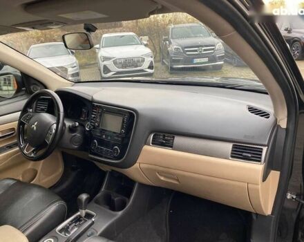 Мицубиси Аутлендер, объемом двигателя 0 л и пробегом 143 тыс. км за 12900 $, фото 8 на Automoto.ua