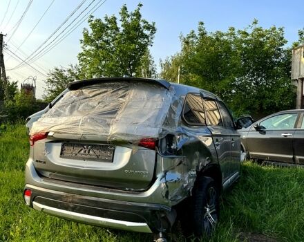 Міцубісі Аутлендер, об'ємом двигуна 2.4 л та пробігом 185 тис. км за 5500 $, фото 3 на Automoto.ua