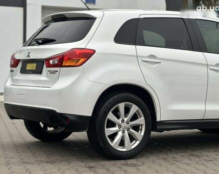 Мицубиси Аутлендер, объемом двигателя 0 л и пробегом 257 тыс. км за 10800 $, фото 10 на Automoto.ua