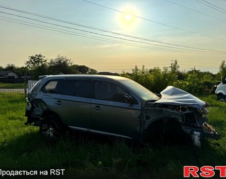 Міцубісі Аутлендер, об'ємом двигуна 2.4 л та пробігом 185 тис. км за 5500 $, фото 1 на Automoto.ua