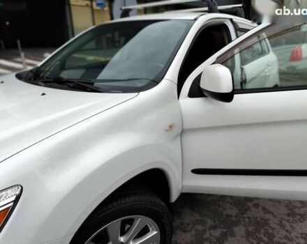 Міцубісі Аутлендер, об'ємом двигуна 0 л та пробігом 207 тис. км за 9990 $, фото 2 на Automoto.ua