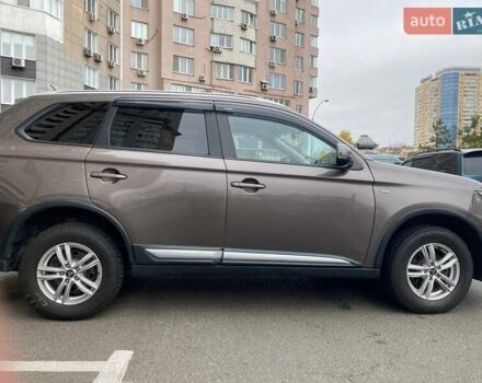 Міцубісі Аутлендер, об'ємом двигуна 3 л та пробігом 170 тис. км за 16800 $, фото 3 на Automoto.ua