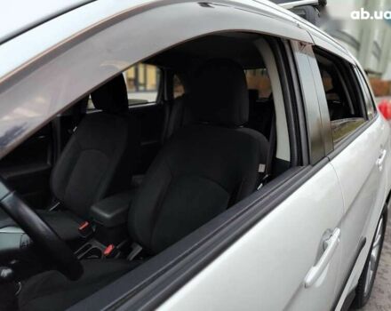 Міцубісі Аутлендер, об'ємом двигуна 0 л та пробігом 207 тис. км за 9990 $, фото 4 на Automoto.ua