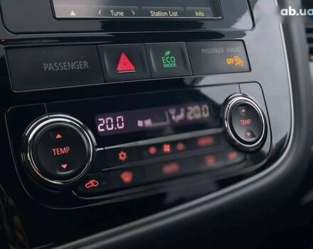 Міцубісі Аутлендер, об'ємом двигуна 0 л та пробігом 146 тис. км за 16690 $, фото 26 на Automoto.ua