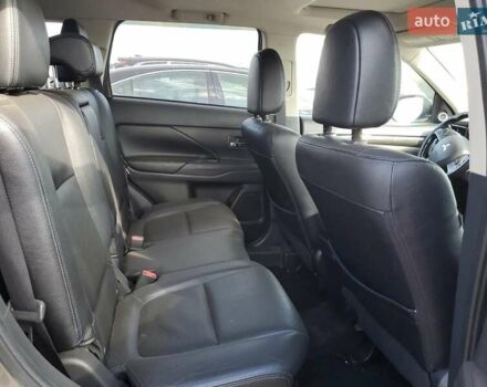 Мицубиси Аутлендер, объемом двигателя 2.4 л и пробегом 145 тыс. км за 2400 $, фото 9 на Automoto.ua