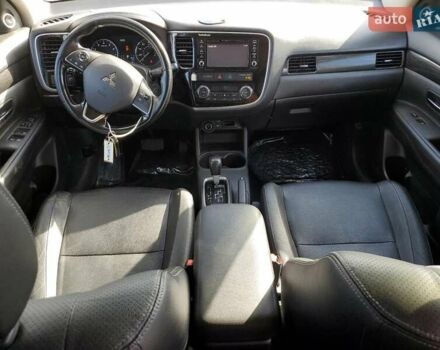 Мицубиси Аутлендер, объемом двигателя 2.4 л и пробегом 145 тыс. км за 2400 $, фото 7 на Automoto.ua