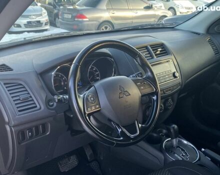 Мицубиси Аутлендер 2016 в Львове на Automoto.ua Мицубиси Аутлендер, объемом двигателя 0 л и пробегом 100 тыс. км за 14500 $, фото 11 на Automoto.ua
