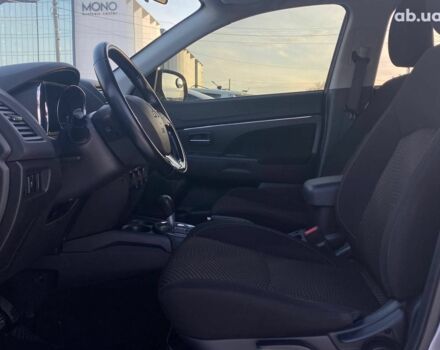 Мицубиси Аутлендер 2016 в Львове на Automoto.ua Мицубиси Аутлендер, объемом двигателя 0 л и пробегом 100 тыс. км за 14500 $, фото 5 на Automoto.ua