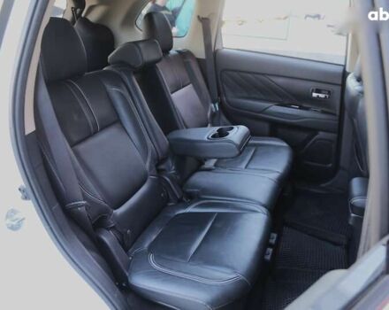 Мицубиси Аутлендер, объемом двигателя 0 л и пробегом 96 тыс. км за 18000 $, фото 9 на Automoto.ua