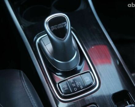 Мицубиси Аутлендер, объемом двигателя 0 л и пробегом 96 тыс. км за 18000 $, фото 18 на Automoto.ua