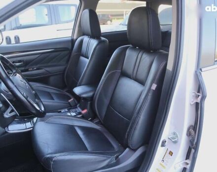 Мицубиси Аутлендер, объемом двигателя 0 л и пробегом 96 тыс. км за 18000 $, фото 7 на Automoto.ua