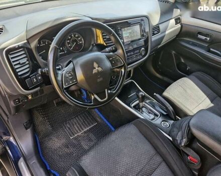 Мицубиси Аутлендер, объемом двигателя 0 л и пробегом 121 тыс. км за 14999 $, фото 13 на Automoto.ua