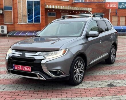 Мицубиси Аутлендер, объемом двигателя 2.36 л и пробегом 145 тыс. км за 15999 $, фото 2 на Automoto.ua