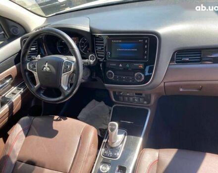 Мицубиси Аутлендер, объемом двигателя 0 л и пробегом 225 тыс. км за 18500 $, фото 10 на Automoto.ua