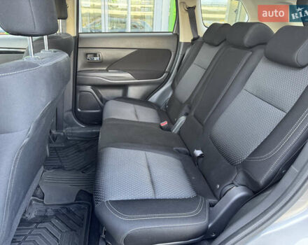 Мицубиси Аутлендер, объемом двигателя 2 л и пробегом 162 тыс. км за 16700 $, фото 8 на Automoto.ua