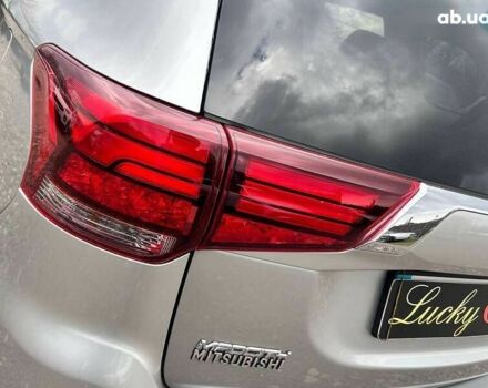 Мицубиси Аутлендер, объемом двигателя 0 л и пробегом 102 тыс. км за 16500 $, фото 9 на Automoto.ua