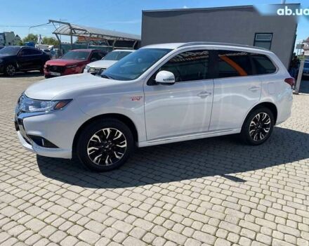 Мицубиси Аутлендер, объемом двигателя 0 л и пробегом 225 тыс. км за 18500 $, фото 3 на Automoto.ua