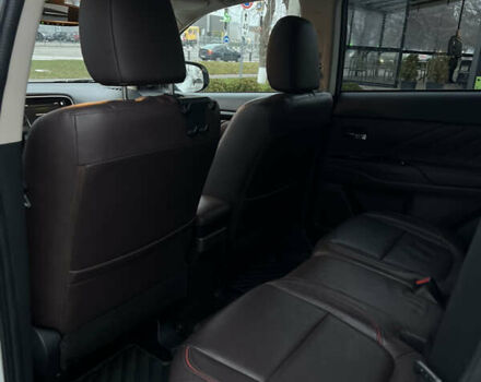 Мицубиси Аутлендер, объемом двигателя 2 л и пробегом 192 тыс. км за 18500 $, фото 13 на Automoto.ua