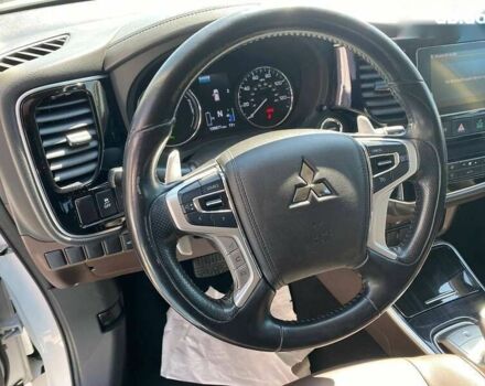 Мицубиси Аутлендер, объемом двигателя 0 л и пробегом 225 тыс. км за 18500 $, фото 13 на Automoto.ua