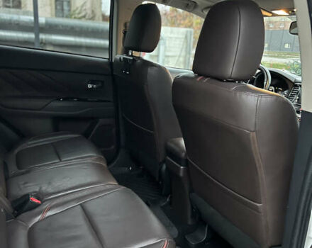 Мицубиси Аутлендер, объемом двигателя 2 л и пробегом 192 тыс. км за 18500 $, фото 16 на Automoto.ua