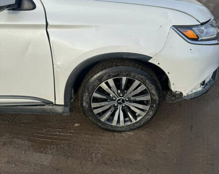 Мицубиси Аутлендер, объемом двигателя 0 л и пробегом 114 тыс. км за 14700 $, фото 3 на Automoto.ua