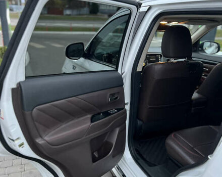 Мицубиси Аутлендер, объемом двигателя 2 л и пробегом 192 тыс. км за 18500 $, фото 14 на Automoto.ua