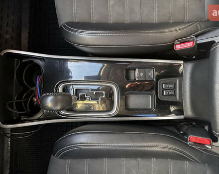 Мицубиси Аутлендер, объемом двигателя 2.36 л и пробегом 80 тыс. км за 17900 $, фото 7 на Automoto.ua