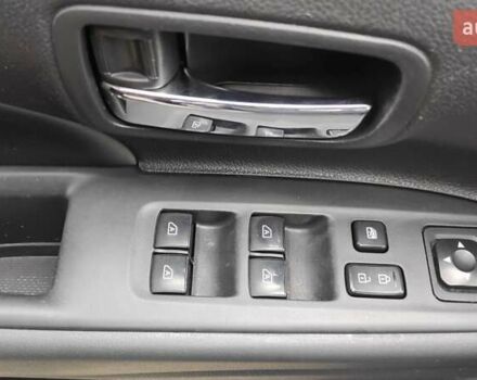 Мицубиси Аутлендер, объемом двигателя 2 л и пробегом 107 тыс. км за 18800 $, фото 12 на Automoto.ua