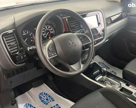Мицубиси Аутлендер, объемом двигателя 2.4 л и пробегом 39 тыс. км за 18350 $, фото 6 на Automoto.ua