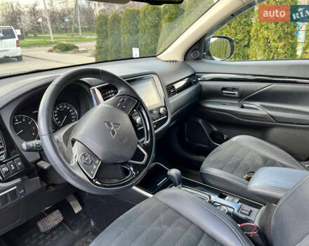 Мицубиси Аутлендер, объемом двигателя 2 л и пробегом 33 тыс. км за 24700 $, фото 7 на Automoto.ua