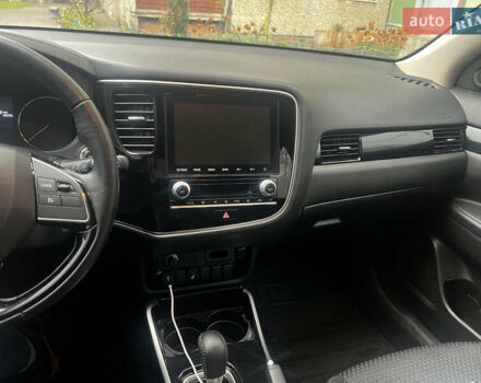 Мицубиси Аутлендер, объемом двигателя 2 л и пробегом 67 тыс. км за 18200 $, фото 5 на Automoto.ua