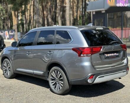 Мицубиси Аутлендер, объемом двигателя 2.4 л и пробегом 132 тыс. км за 18500 $, фото 2 на Automoto.ua