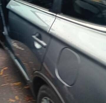 Мицубиси Аутлендер, объемом двигателя 2.4 л и пробегом 70 тыс. км за 21300 $, фото 6 на Automoto.ua