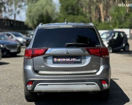 Мицубиси Аутлендер, объемом двигателя 2.4 л и пробегом 132 тыс. км за 18500 $, фото 3 на Automoto.ua