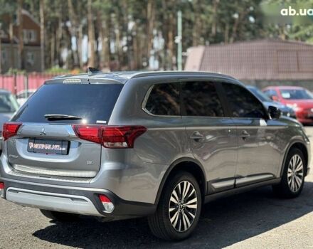 Мицубиси Аутлендер, объемом двигателя 2.4 л и пробегом 132 тыс. км за 18500 $, фото 4 на Automoto.ua