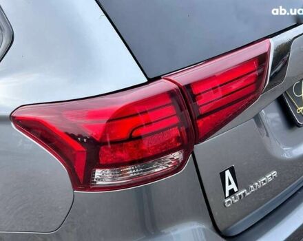 Міцубісі Аутлендер, об'ємом двигуна 2.4 л та пробігом 225 тис. км за 19800 $, фото 8 на Automoto.ua